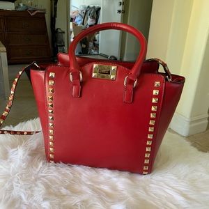 Rockstud leather tote